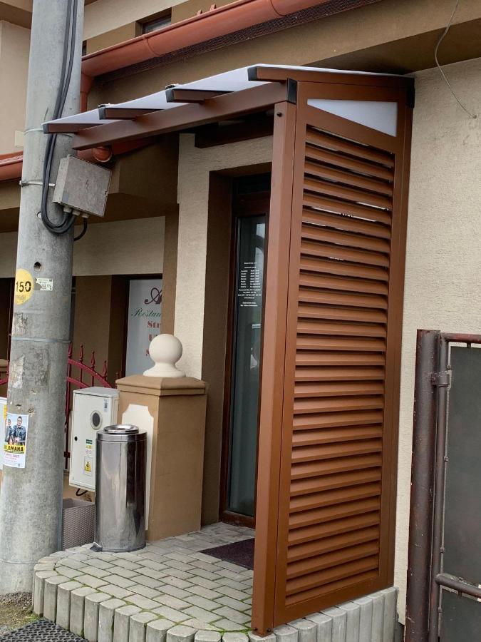 Restauracia-Penzion Altana Ludanice Zewnętrze zdjęcie